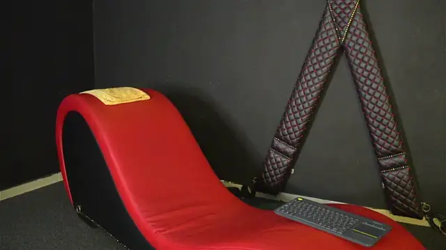 CelineConner online show from 02-11-26, 05:18