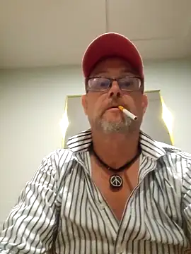 Snapshot of ASSaSINxx chatting on 10-19-25, 09:45 ASSaSINxx online show from 10-19-25, 09:45