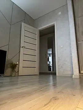 Snapshot of Yunasi chatting on 12-20-24, 09:21 Yunasi online show from 12-20-24, 09:21