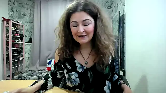 Helen1974 online show from 05-07-26, 01:54
