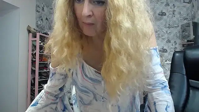 Helen1974 online show from 10-24-25, 03:55