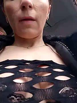 Snapshot of Brilliant-Queen1 chatting on 01-05-25, 12:31 Brilliant-Queen1 online show from 01-05-25, 12:31