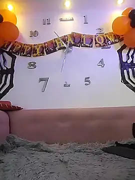 CaroFisher online show from 10-28-25, 01:54