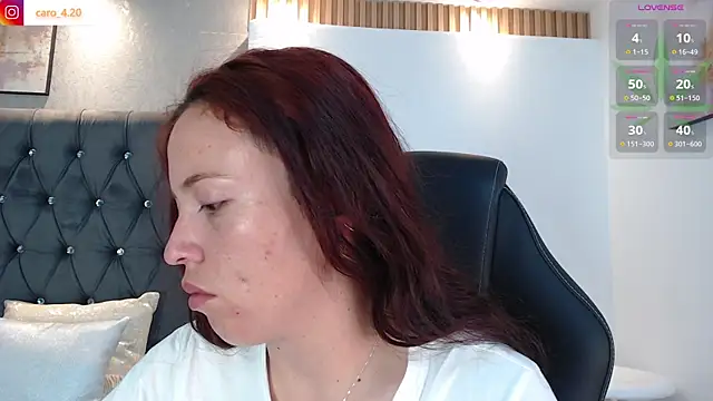 Snapshot of CaroFisher chatting on 05-19-26, 01:40 CaroFisher online show from 05-19-26, 01:40