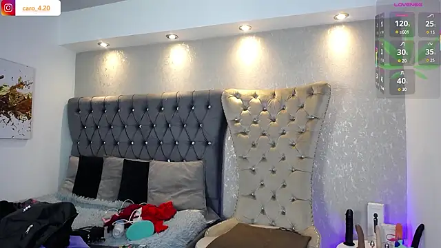 CaroFisher online show from 02-02-26, 01:32