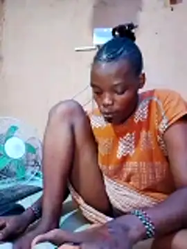 Snapshot of cute_naimah chatting on 02-25-26, 06:41 cute naimah online show from 02-25-26, 06:41