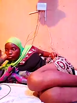 Snapshot of cute_naimah chatting on 11-22-25, 09:24 cute naimah online show from 11-22-25, 09:24