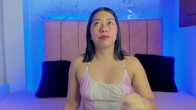 sexylaurita online show from 11-04-25, 02:54