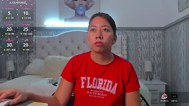 sexylaurita online show from 04-08-26, 11:33