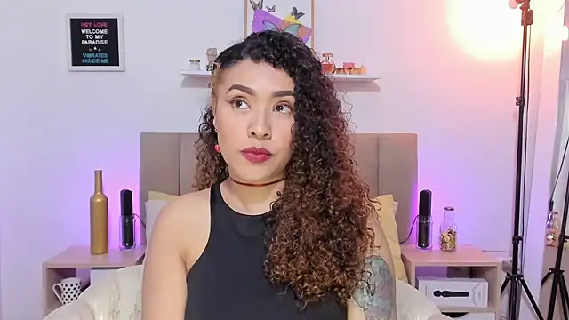 Zoe Gruber online show from 11-13-25, 09:40