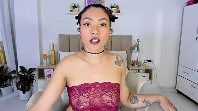 Zoe Gruber online show from 04-14-26, 08:58