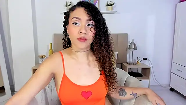 Zoe Gruber online show from 07-15-26, 11:34