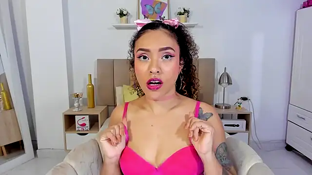 Zoe Gruber online show from 06-26-26, 11:21