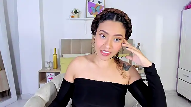 Snapshot of Zoe_Gruber chatting on 04-23-26, 11:17 Zoe Gruber online show from 04-23-26, 11:17