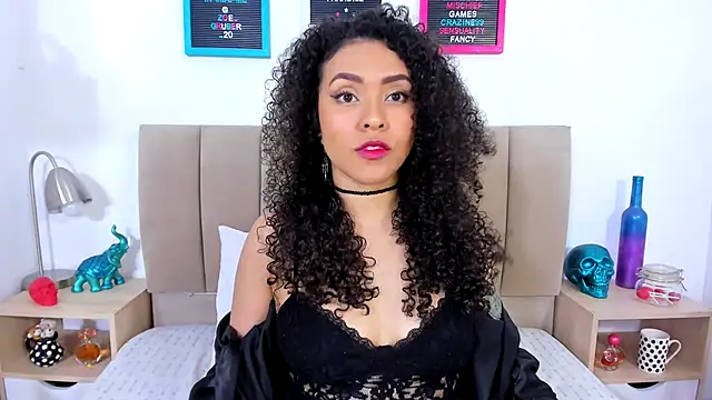 Snapshot of Zoe_Gruber chatting on 03-15-25, 11:06 Zoe Gruber online show from 03-15-25, 11:06