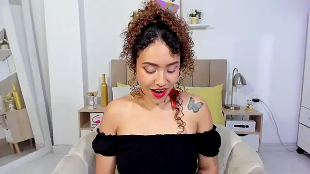 Zoe Gruber online show from 06-21-26, 12:05