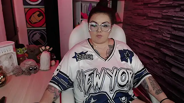 Snapshot of juliette_rd chatting on 02-03-26, 06:22 juliette rd online show from 02-03-26, 06:22