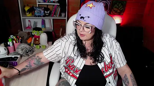 juliette rd online show from 12-20-25, 06:16