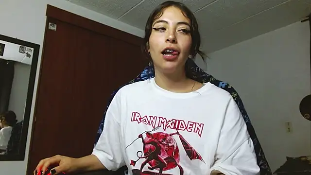 liisaxxx online show from 02-08-26, 04:54