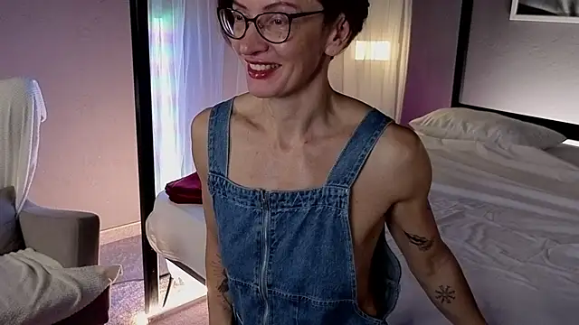 Dorothy Meyer online show from 10-14-25, 08:53