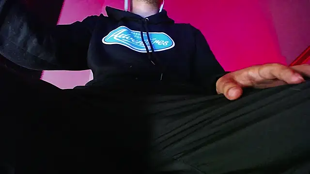 zacwatson  online show from 11-04-25, 04:38