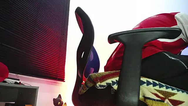 zacwatson  online show from 06-15-26, 02:23