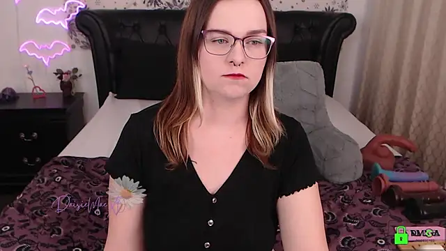 DaisieMaeXO online show from 02-03-26, 12:21