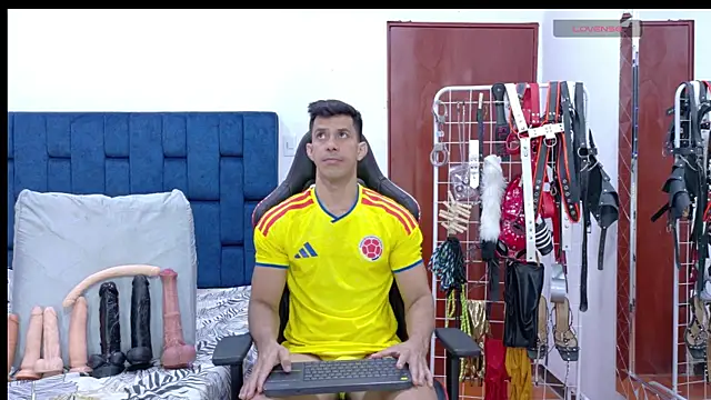JoseRumbero26 online show from 06-02-26, 12:16