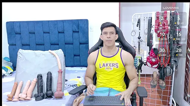 JoseRumbero26 online show from 04-03-26, 09:32