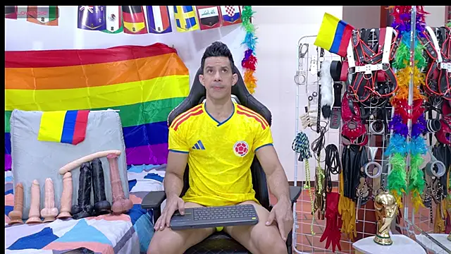 JoseRumbero26 online show from 06-18-26, 12:32