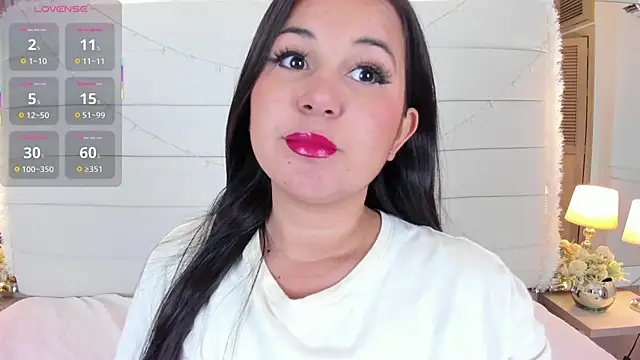 Lilly 2809  online show from 11-22-25, 04:33