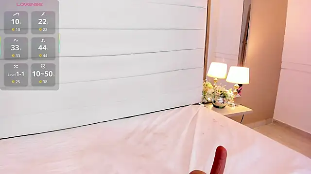 Snapshot of Lilly_2809_ chatting on 02-26-26, 04:56 Lilly 2809 online show from 02-26-26, 04:56