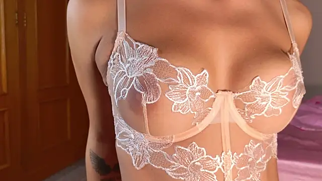 AvaBabyGirl online show from 12-04-25, 03:55