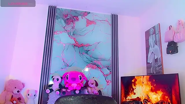  ChanellR  online show from 09-27-25, 08:15