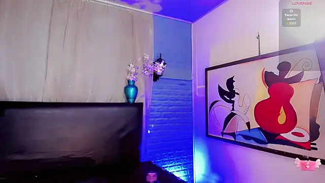 Snapshot of _ChanellR_ chatting on 06-18-26, 11:04 ChanellR online show from 06-18-26, 11:04