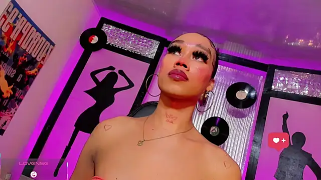  ChanellR  online show from 04-15-26, 11:05