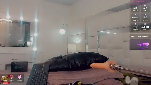  ChanellR  online show from 03-18-25, 03:01