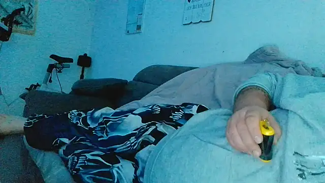 Snapshot of pimmelmann3 chatting on 05-11-26, 05:43 pimmelmann3 online show from 05-11-26, 05:43