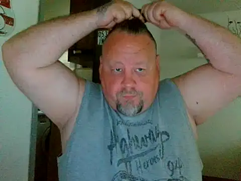 Snapshot of pimmelmann3 chatting on 05-19-26, 04:47 pimmelmann3 online show from 05-19-26, 04:47
