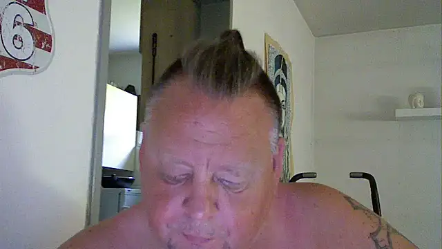 Snapshot of pimmelmann3 chatting on 06-20-26, 10:31 pimmelmann3 online show from 06-20-26, 10:31