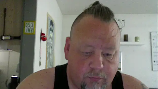 Snapshot of pimmelmann3 chatting on 05-04-26, 07:22 pimmelmann3 online show from 05-04-26, 07:22