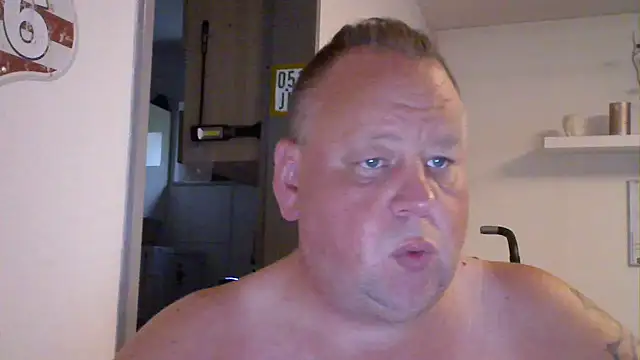 Snapshot of pimmelmann3 chatting on 06-15-26, 07:13 pimmelmann3 online show from 06-15-26, 07:13