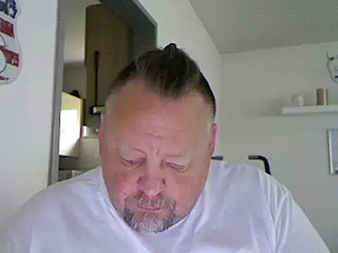 Snapshot of pimmelmann3 chatting on 05-14-26, 11:07 pimmelmann3 online show from 05-14-26, 11:07