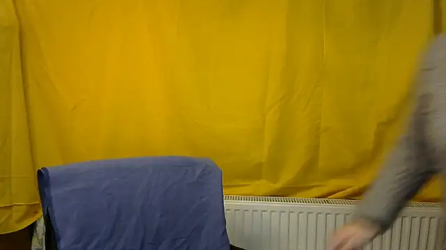 Snapshot of wLESLYMOSw chatting on 02-16-25, 07:49 wLESLYMOSw online show from 02-16-25, 07:49