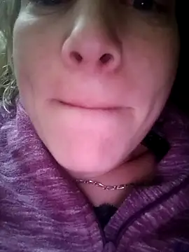 Snapshot of wLESLYMOSw chatting on 01-19-25, 08:50 wLESLYMOSw online show from 01-19-25, 08:50