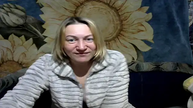 wLESLYMOSw online show from 03-07-26, 07:41