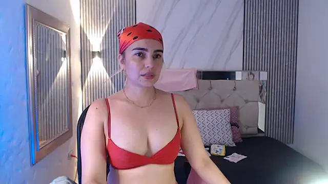 Snapshot of ashley__tylor chatting on 05-09-26, 08:23 ashley tylor online show from 05-09-26, 08:23