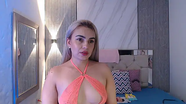 Snapshot of ashley__tylor chatting on 04-20-26, 03:09 ashley tylor online show from 04-20-26, 03:09