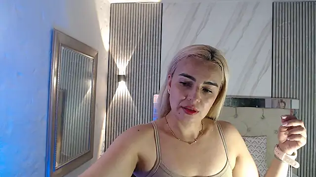 Snapshot of ashley__tylor chatting on 06-10-26, 07:04 ashley tylor online show from 06-10-26, 07:04