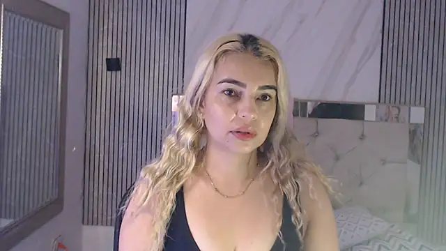 ashley  tylor online show from 06-25-26, 03:28